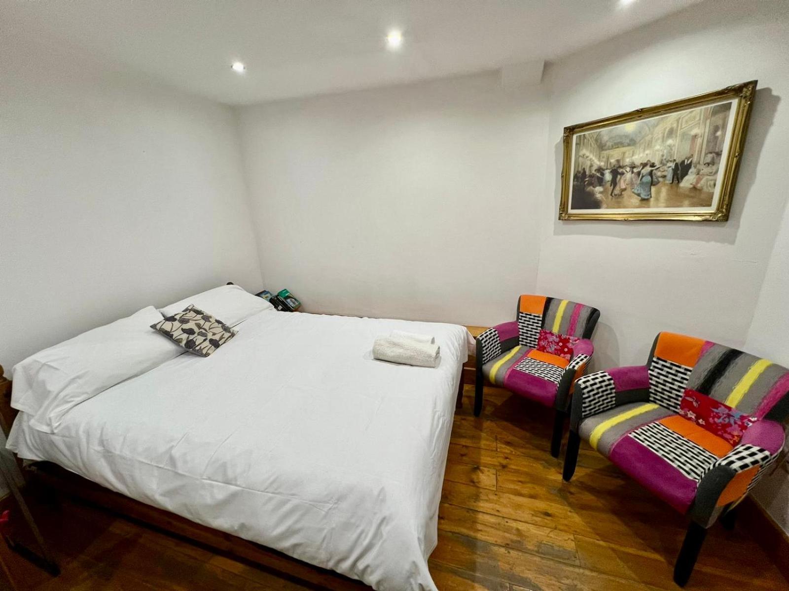 In Bloomsbury Apartament