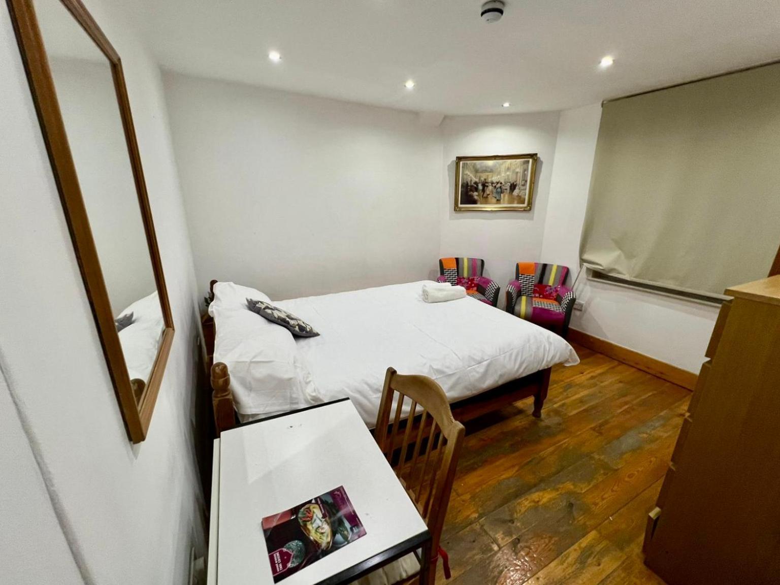 In Bloomsbury Apartament *